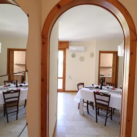 In Good Location And With Balcony - Nicole In Salento Apartment